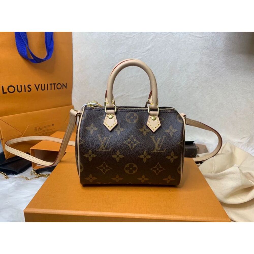 Louis Vuitton Women Pre-Loved Bag Brand New Condition